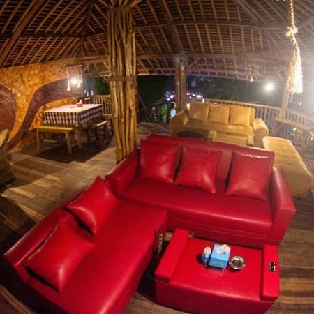 Long Beach Hotel Пангандаран Екстериор снимка