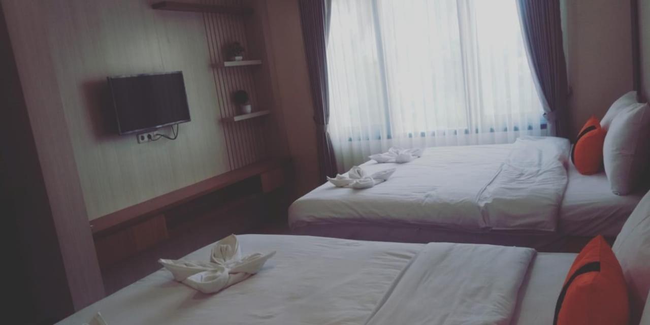 Long Beach Hotel Пангандаран Екстериор снимка